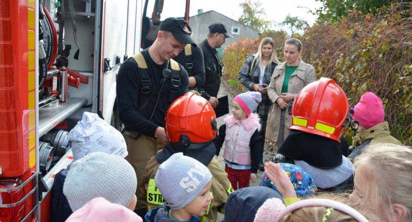 W środę strażacy ewakuowali uczniów Publicznej Szkoły Podstawowej nr 5
