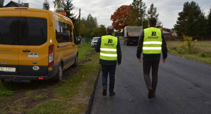Intensywne prace drogowe - trwa modernizacja dróg powiatowych