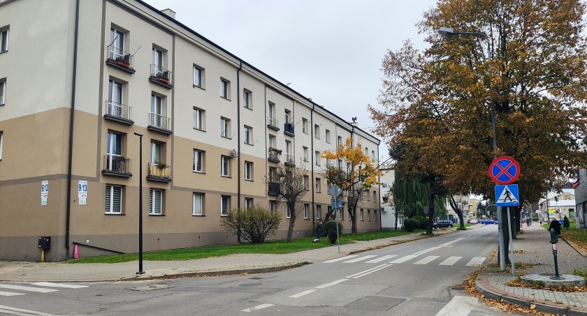 Strażacy sprawdzają w jakim stanie są schrony w Radomsku. Naczelnik Paul: Przedwczesne podanie ich lokalizacji nie jest uzasadnione