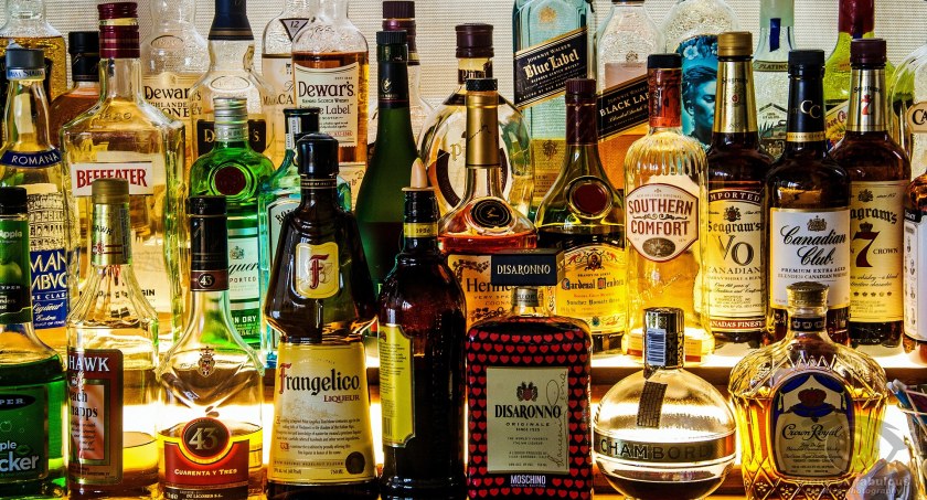 Czytelnik: Ekspedientka nie sprzedała alkoholu pijanemu kierowcy. Poszedł do sklepu po drugiej stronie i kupił!