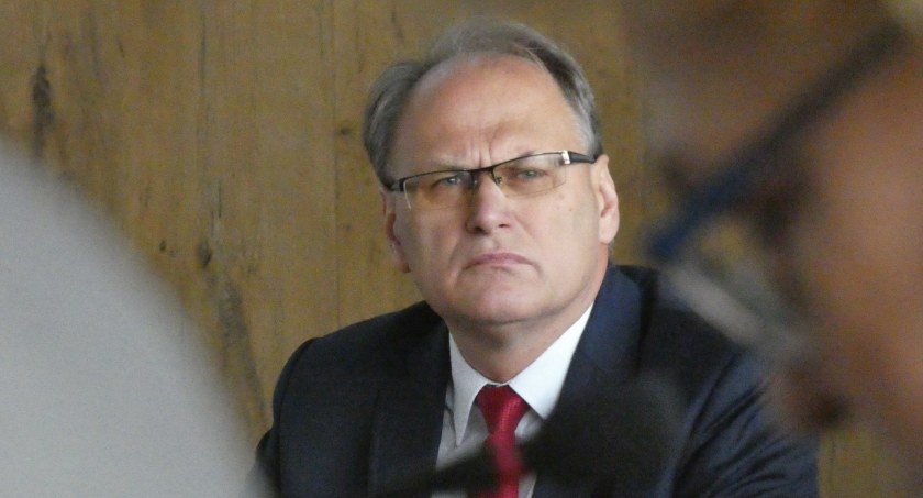 To była wojna na cytaty. Zobacz kto głosował za wyższym podatkiem od nieruchomości. Ty też go zapłacisz