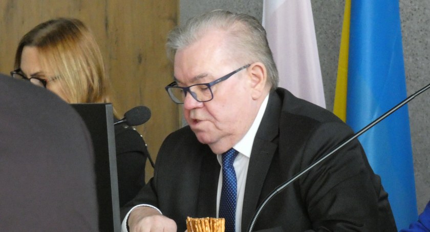 Nowak: „Snujemy wizje o szklanych kładkach na Gliniankach, a bieda zagląda nam w oczy