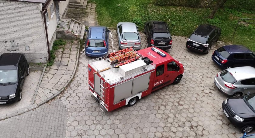 Straż pożarna na Piastowskiej. Spokojnie, nie dzieje się nic złego 