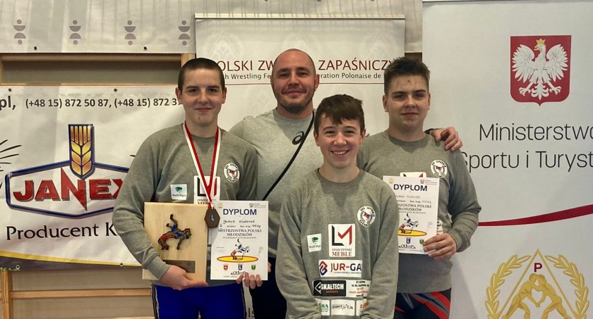 Jakub Wiaderek z UKS Zapaśnik wywalczył brąz podczas XI Mistrzostwach Polski Młodzików
