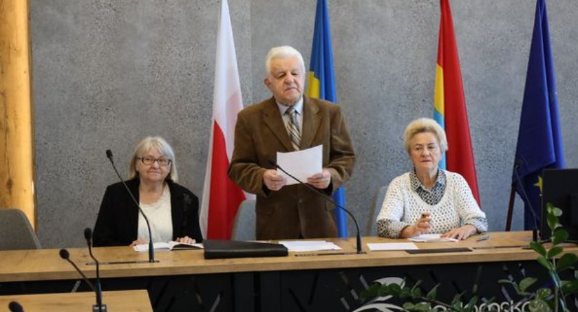 Ósme posiedzenie Rady Seniorów w urzędzie miasta. Było kilka ważnych tematów