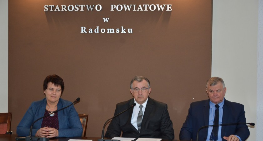 O środkach dla niepełnosprawnych, statucie szpitala i pomocy dla Ukrainy rozmawiano na Komisji Zdrowia.