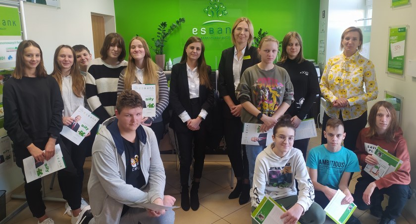 Edukacyjny listopad z ESBANKIEM