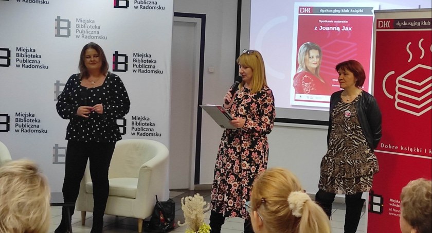 Miejska Biblioteka Publiczna w Radomsku: spotkanie z Joanną Jax