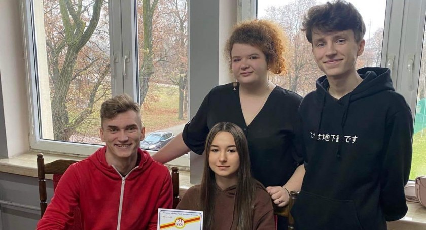 Drużyna Ekonomika zajęła II miejsce w szachach drużynowych na Mistrzostwach Powiatu Radomszczańskiego