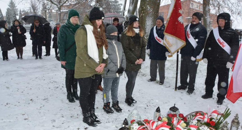 Niedośpielin. Hołd dla Andrzeja Pełki, jednego z górników zamordowanych podczas pacyfikacji kopalni Wujek 