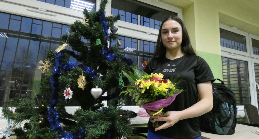 Fenomenalna kariera Oliwii Drzazgi: normalna, zdyscyplinowana nastolatka. „Zaczęło się od kija do szczotki