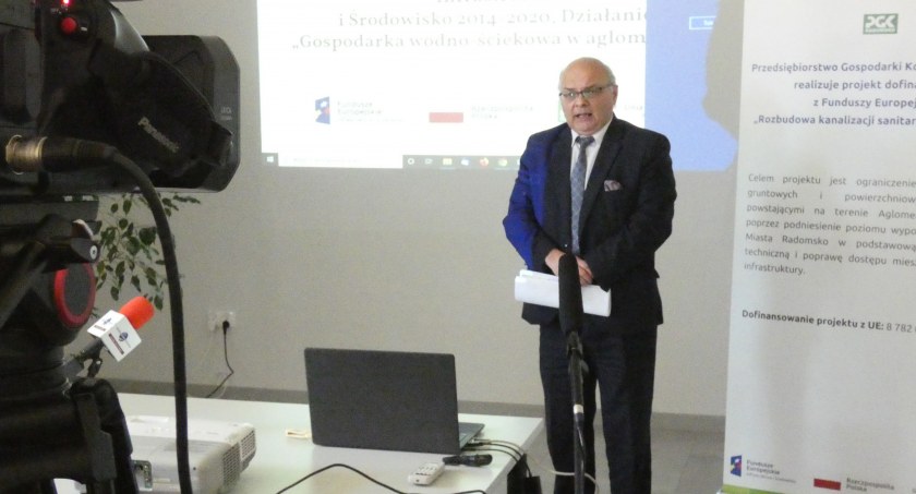 Miliony dotacji wiszą na pięciu osobach. Jak się nie podłączą, trzeba będzie zwracać miliony