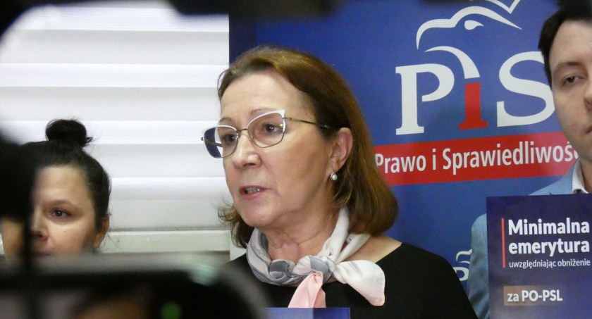 [WIDEO] Radny Biskup: Spójna polityka senioralna jest bardzo ważna. Anna Milczanowska (PiS) o emeryturach