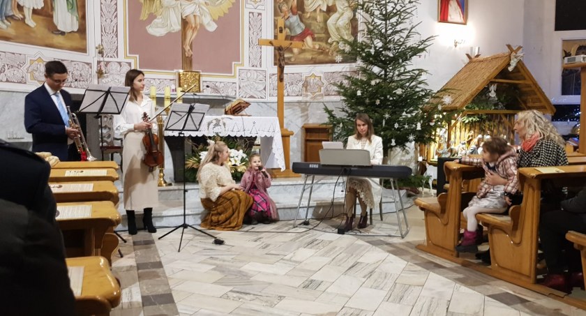 Koncert byłych stypendystek Fundacji Inicjatyw Kulturalnych w kościele na Sanikach 