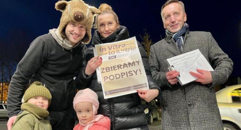 Koalicja Obywatelska w Radomsku: Prosimy o poparcie dla ustawy o in vitro. Sprawdź gdzie możesz złożyć podpis
