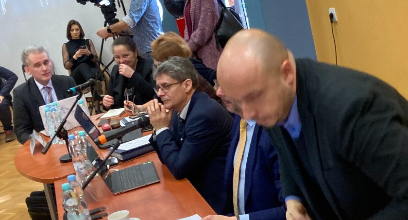 Społecznicy z LGD bez głosu. Sejmik łódzki: Ciszej nad Lokalnymi Grupami Wsparcia PiS 