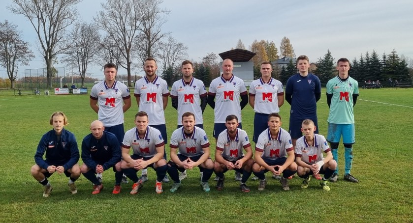 Przygotowania do rundy wiosennej. Piłkarze klubów z klasy  okręgowej już trenują