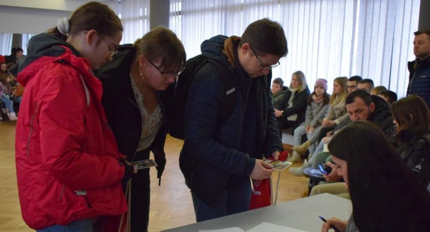 WOŚP: Wszystko gotowe, wolontariusze odebrali identyfikatory. 31. finał w najbliższą niedzielę 