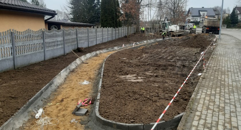 Jeden przy Krasickiego, a drugi przy Owocowej. Powstaje zielony skwer, zagłosowali na niego radomszczanie