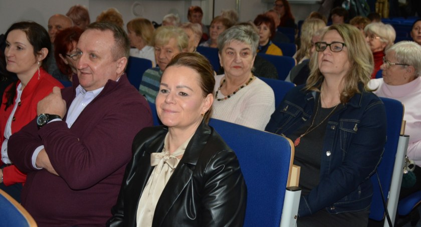Senior bezpieczny w sieci. Projektu realizowany przez uczestników Ochotniczego Hufca Pracy