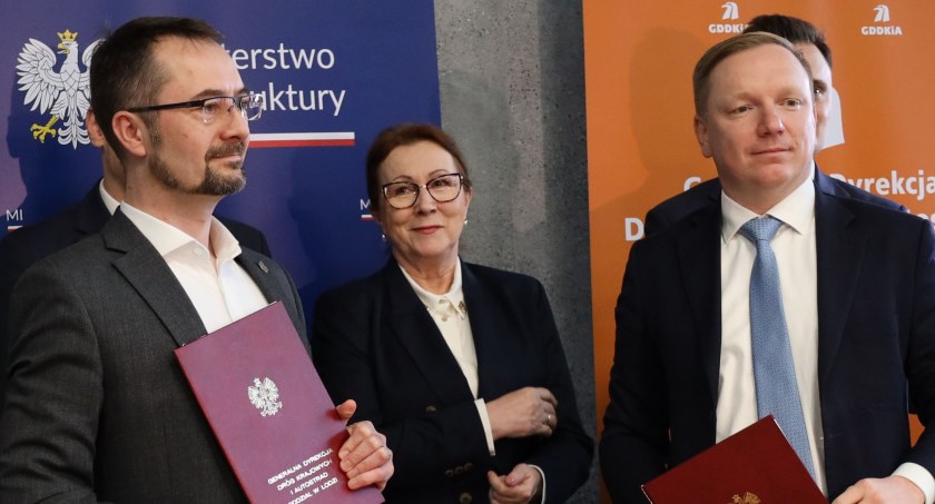 Nowak: Żeby się znów nie rypło. „Znacie te dowcipy z serii: ilu policjantów potrzeba do…?