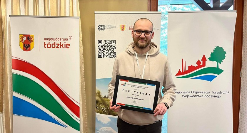 Fundacja foto Pozytyw z certyfikatem Regionalnej Organizacji Turystycznej Województwa Łódzkiego 