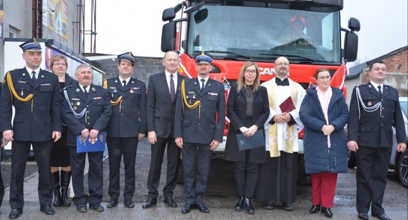 Druhowie z OSP Pławno w Krajowym Systemie Ratowniczo-Gaśniczym. Oficjalnie i uroczyście
