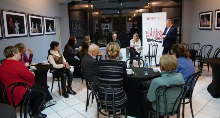 MDK: 100.000 zł z Ministerstwa Kultury i Dziedzictwa Narodowego na festiwal 3xRóżewicz 2023