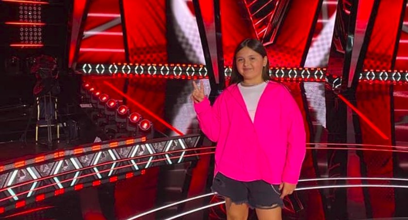 Kornelia Woźniak i Julia Kuś wystąpiły w The Voice Kids. - Trzymajcie kciuki - zachęca Wioletta Ojrzyńska