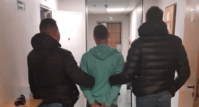 39-latek z gminy Kobiele Wielkie włamywał się i kradł, co wpadło mu w ręce. Łupy przechowywał w swoim domu