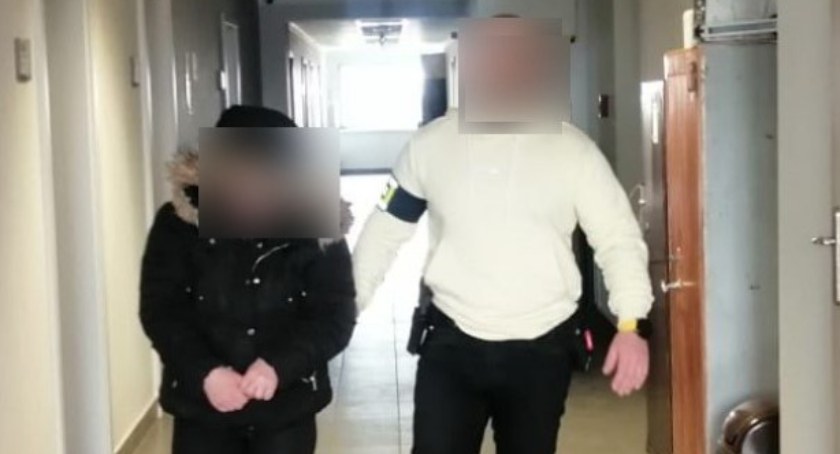 Radomszczanka umówiła się z mężczyzną w Piotrkowie Trybunalskim. Kiedy zasnął, okradła go i uciekła