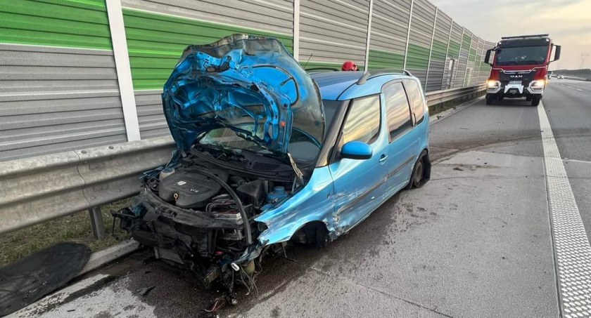 Autostrada A1, Biała Góra, gmina Dobryszyce. 65-letni kierowca skody 