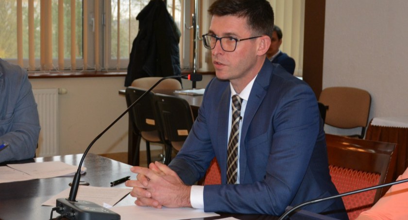 Rzecznik konsumenta w starostwie w zeszłym roku udzielił 1201 porad. Najczęściej chodziło o kupiony przez klientów towar