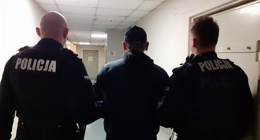 Sąd wydał za 49-latkiem list gończy. Mężczyzna ukrywał się przez dłuższy czas. W końcu został aresztowany