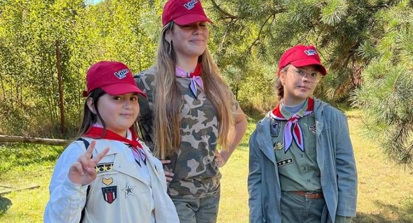 The Voice Kids w TVP2. Kornelia Woźniak i Kinga Kipigroch w bitwach drużyny Tomsona i Barona 