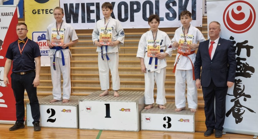 Osiem medali zawodników Klubu Karate Randori na Mistrzostwach Wielkopolski Karate Shinkyokushin w Turku