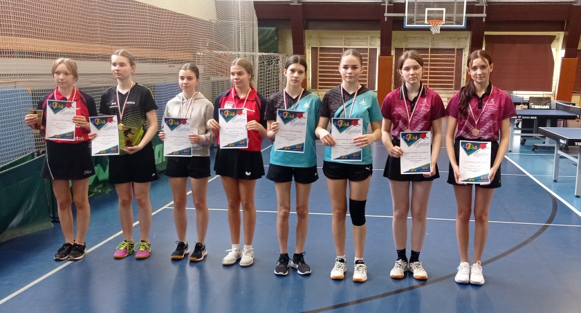 Tenis stołowy. Medale tenisistek stołowych UMLKS-u w mistrzostwach województwa