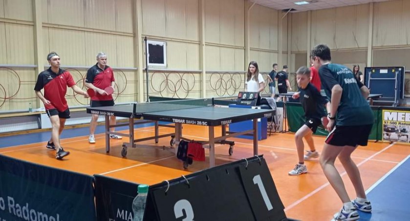 III liga tenisa stołowego. UMLKS przegrywa w ostatniej kolejce i kończy tuż za podium 