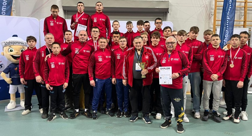 29. Ogólnopolska Olimpiada Młodzieży 2023 w Koszalinie. Walczyli zawodnicy UKS Zapaśnik i ZKS Radomsko