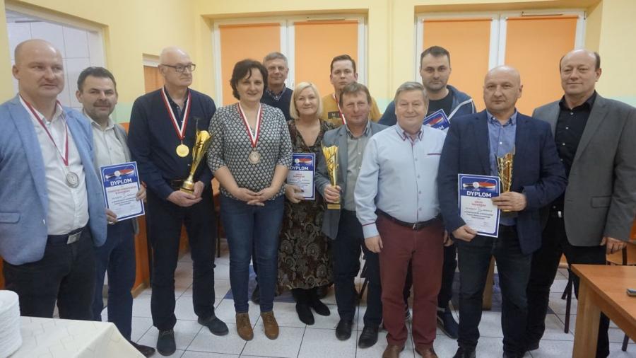 Turniej samorządowców. Starostwo Powiatowe mistrzem w tenisie stołowym