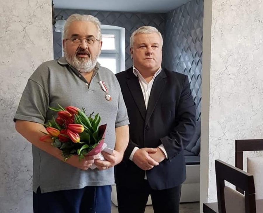 Grzegorz Drzewowski uhonorowany medalem za wybitne zasługi