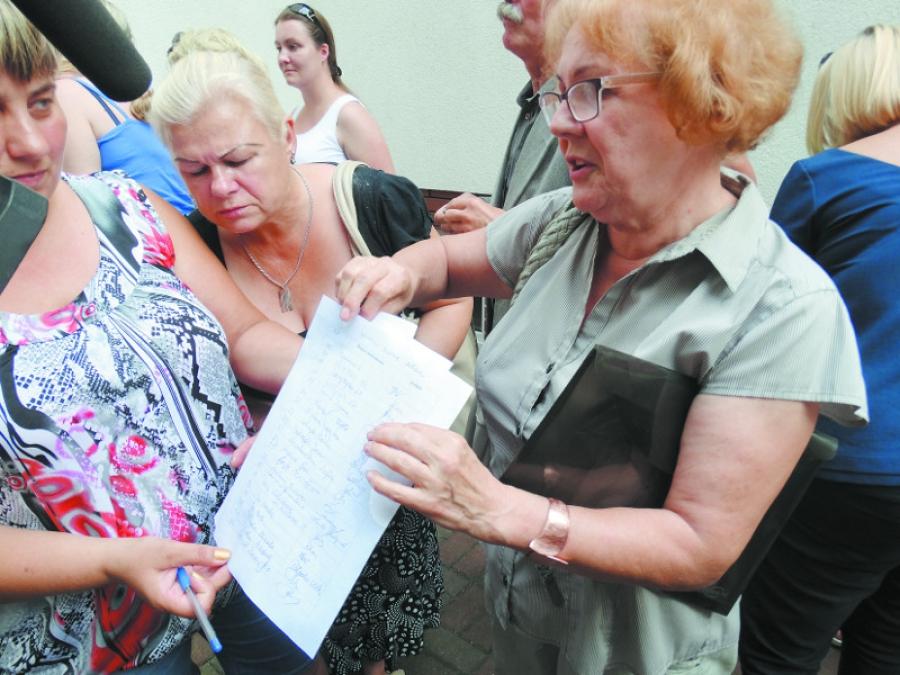 Radomsko w liczbach: zarobki, małżeństwa, rozwody, wykształcenie, przestępstwa
