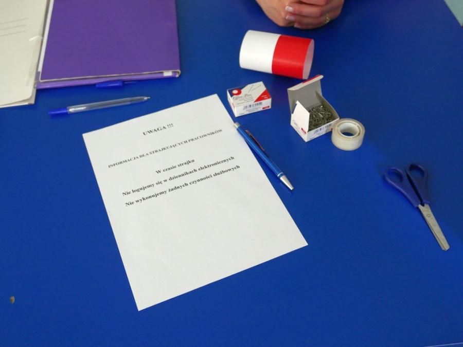 [STRAJK NA ŻYWO] Szef oświatowej Solidarności: to nie powinno wyciec do mediów