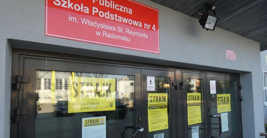 [STRAJK NA ŻYWO. PILNE] Egzaminy gimnazjalne we wszystkich szkołach w Radomsku