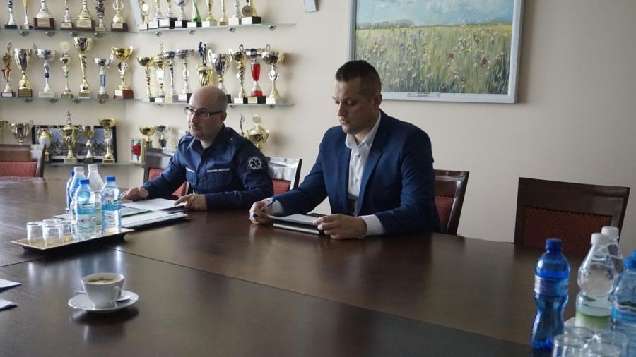 Prawie 400 wyjazdów w miesiąc. Od 1 kwietnia pogotowie znów państwowe