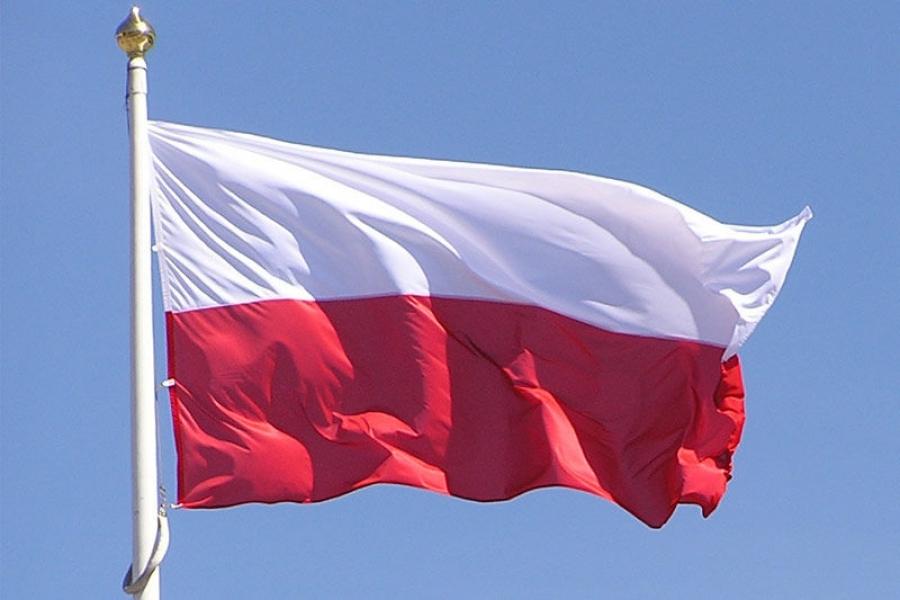 Wywieśmy flagi przy Święcie Flagi 2 maja i Konstytucji 3 Maja!