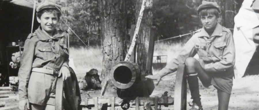 [ZDJĘCIA] 40 lat stanicy harcerskiej w Białym Brzegu. Oto jej fotograficzna historia