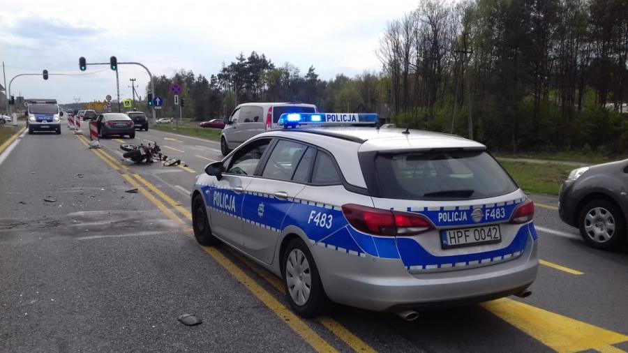 Motocyklista potrącony na krajowej Jedynce