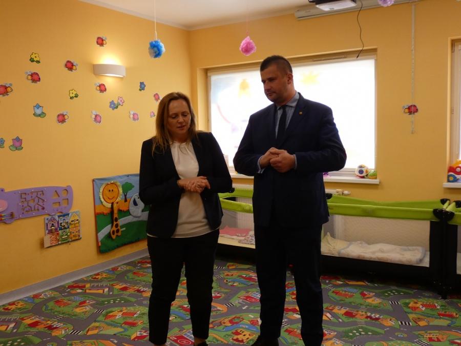 [ZDJĘCIA, FILM] Środki unijne w Gomunicach: spotkanie Skrzydlewskiej z Olejniczakiem