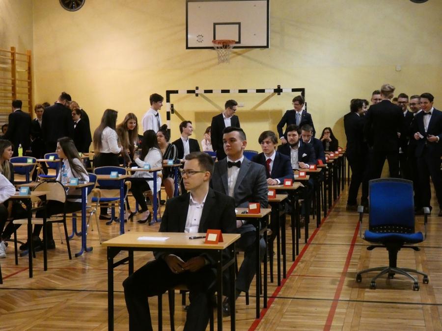 [MATURA 2019] Logarytmy, prawdopodobieństwo i bryły. Trudny egzamin z matematyki
